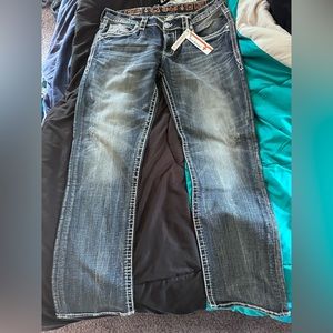 Mens rock revival jeans new with tags Alternate Straight leg!